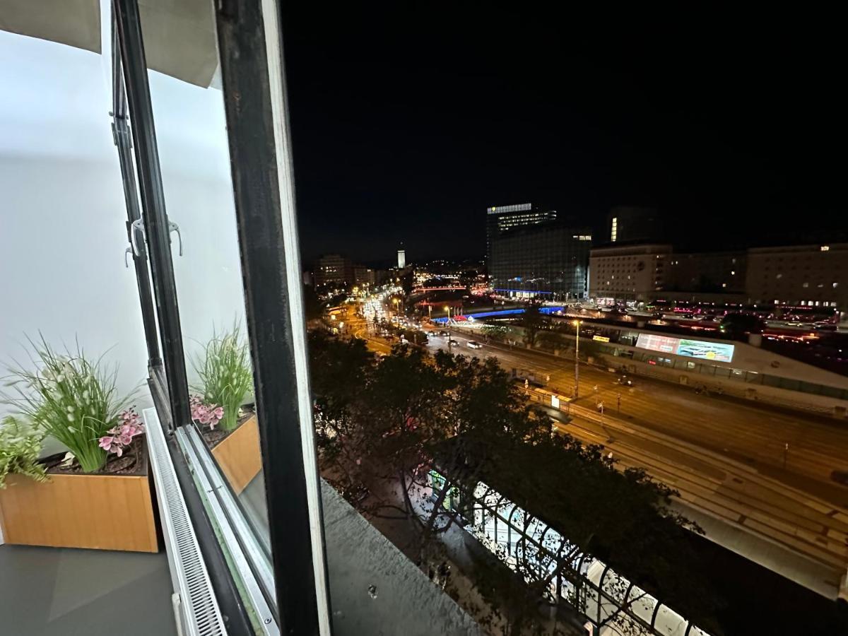 וינה Apartment Am Schwedenplatz מראה חיצוני תמונה