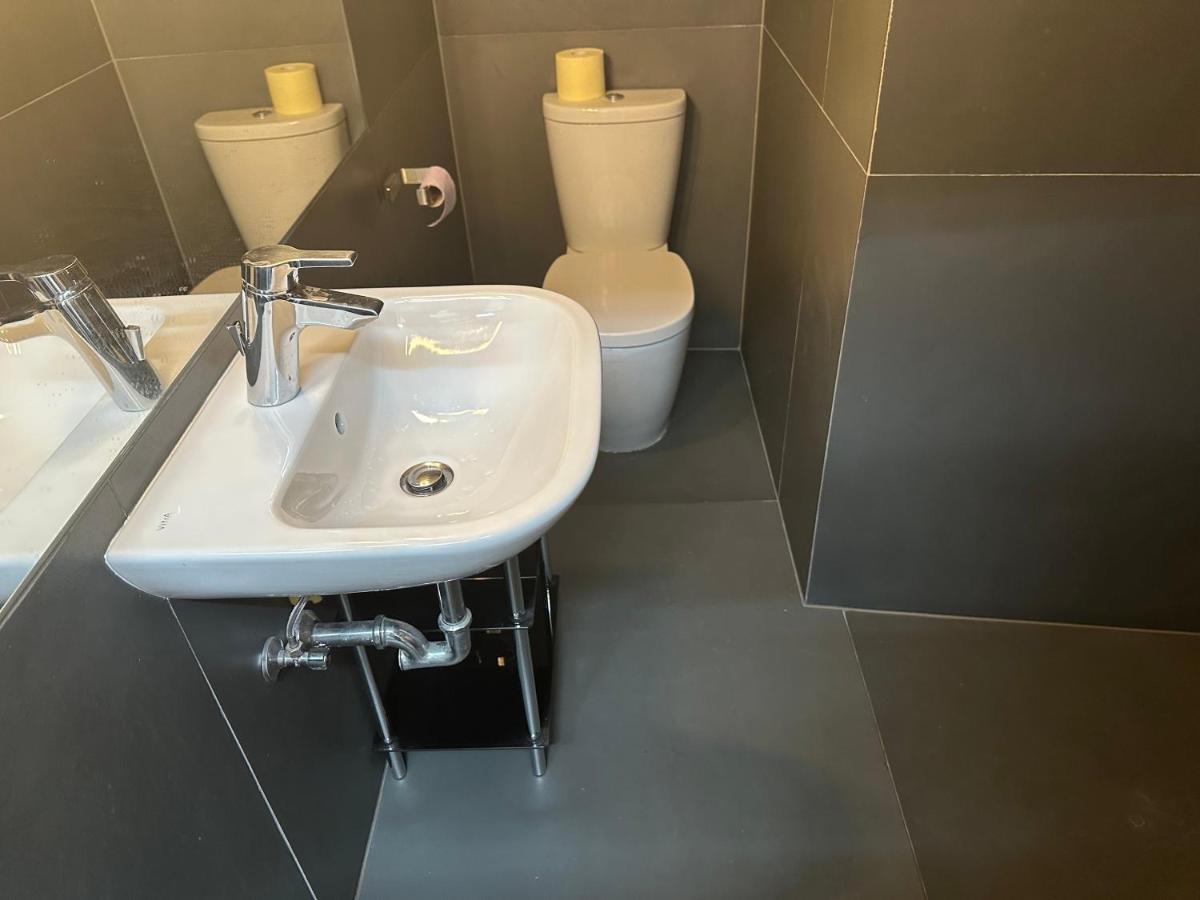 וינה Apartment Am Schwedenplatz מראה חיצוני תמונה